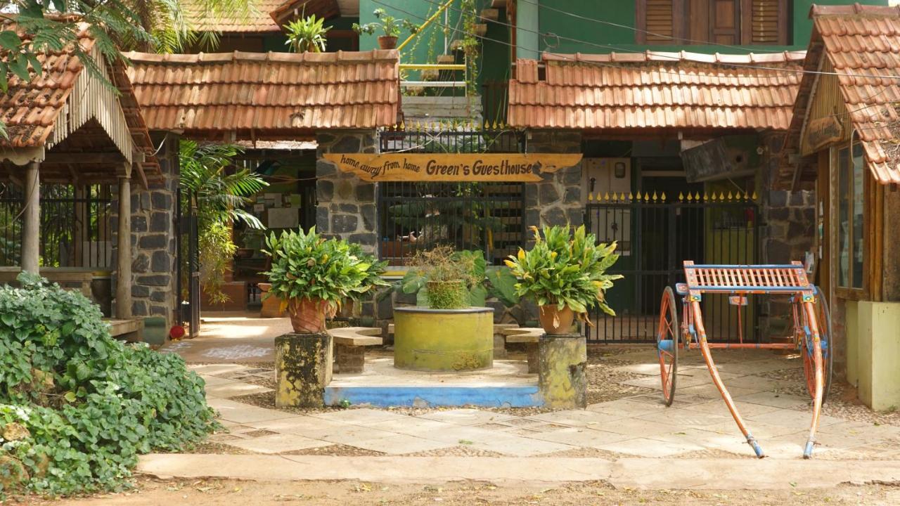 Green'S Guest House Auroville Zewnętrze zdjęcie